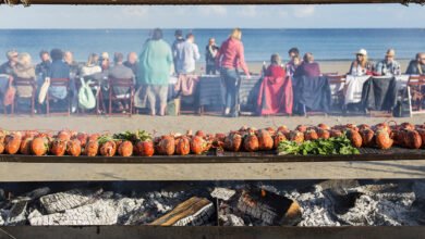 hidden hut feast nights