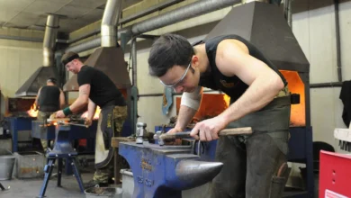 how to become a farrier uk