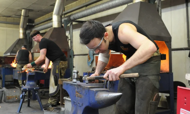 how to become a farrier uk