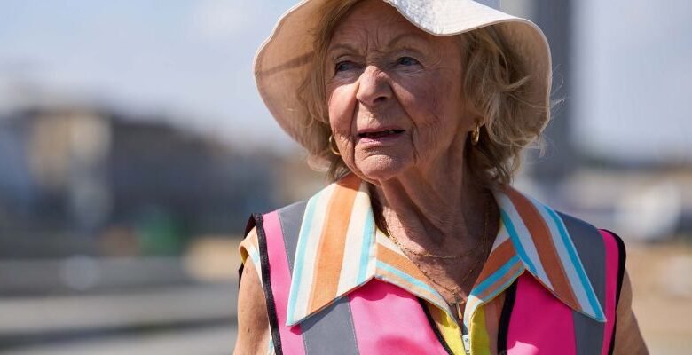 sheila reid net worth