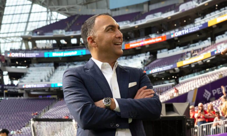 paraag marathe net worth